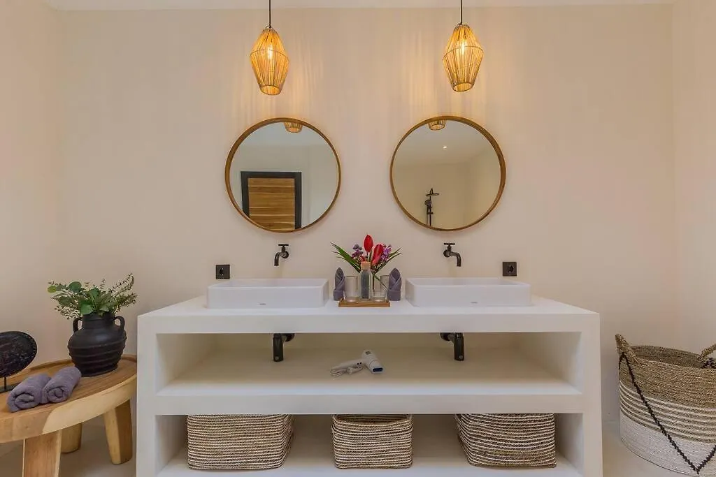 Villa Kiara Our Paradise In Seminyak 5 Bedrooms 12M Private Pool  Seminyak (Bali)